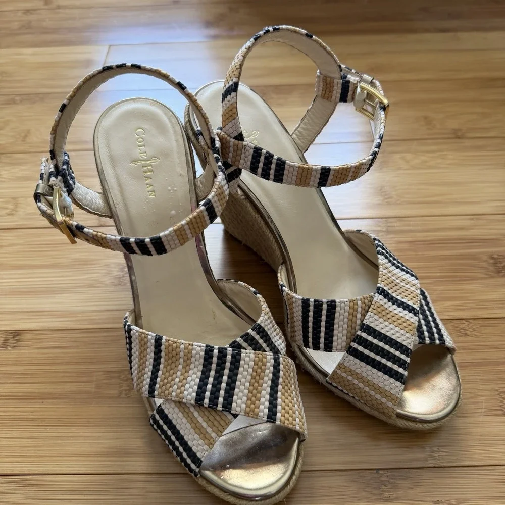 Cole Haan Hart Wedge Sandals Womens 9.5B Striped Espadrille Ankle Strap Gold